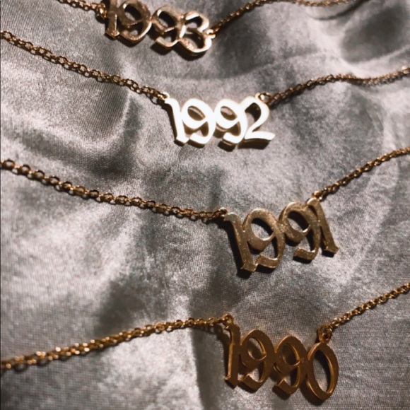 winter dunes best year necklace - Picture 5 of 9